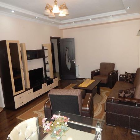 Apartment First Line From Sea Batumi Exterior foto