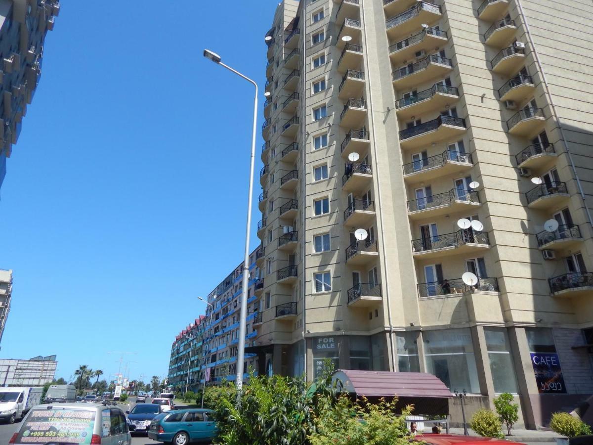 Apartment First Line From Sea Batumi Exterior foto