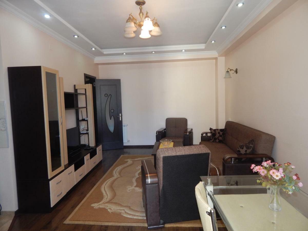 Apartment First Line From Sea Batumi Exterior foto